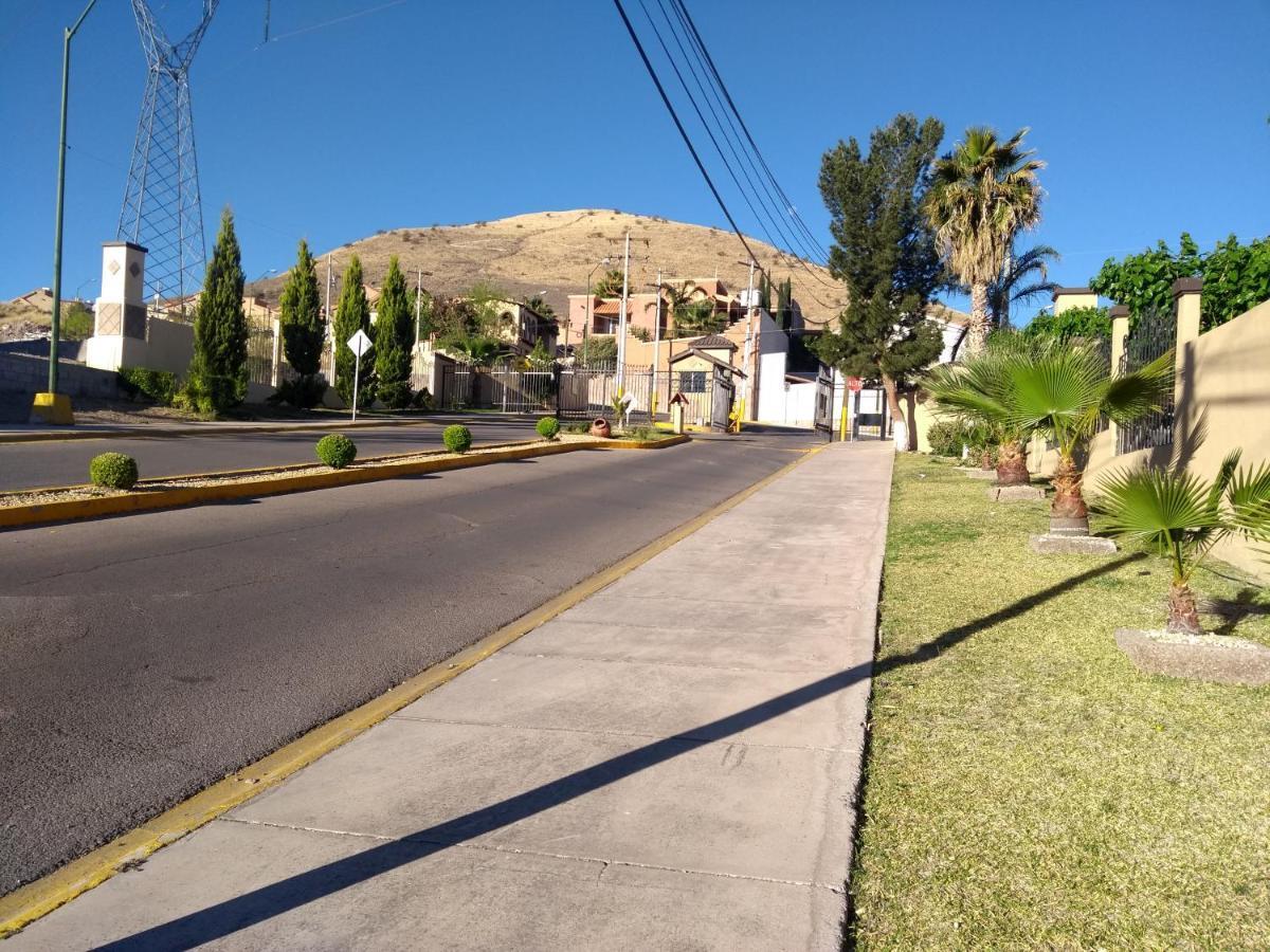 Hermoso Depto Por Uach II Con Terraza Y Linda Vista Chihuahua Eksteriør billede